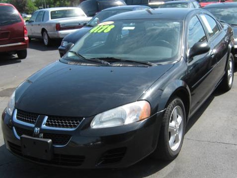 2004 Dodge Stratus for sale by owner in MELVINDALE