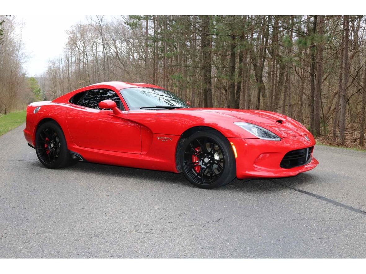 2015 Dodge Viper GT for sale by owner in Grand Rapids