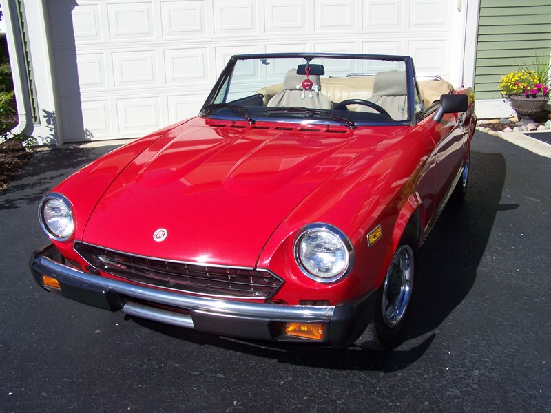 1980 Fiat 2000 Spider for sale by owner in HOWELL