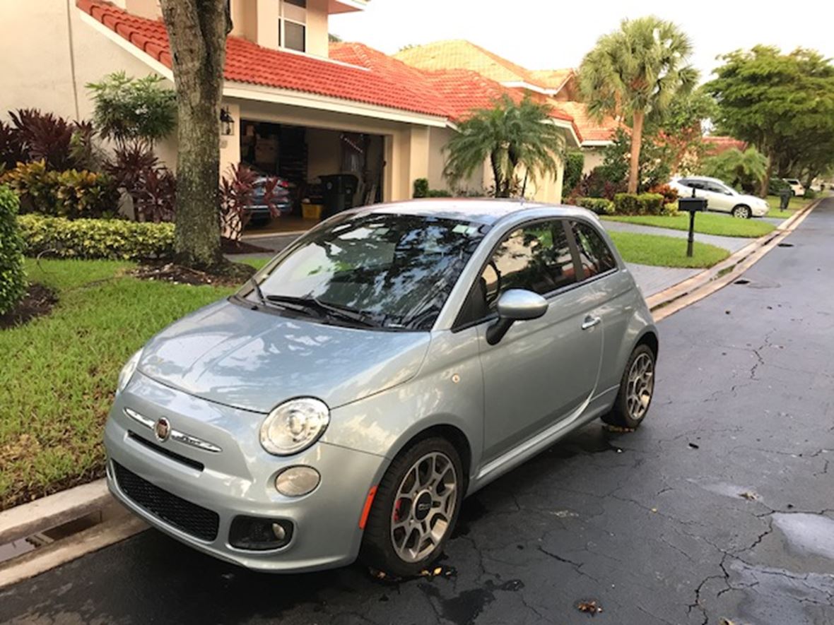 2013 Fiat 500 for sale by owner in Boca Raton