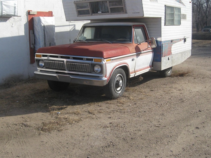 1976 Ford 427 for sale by owner in HUTCHINSON