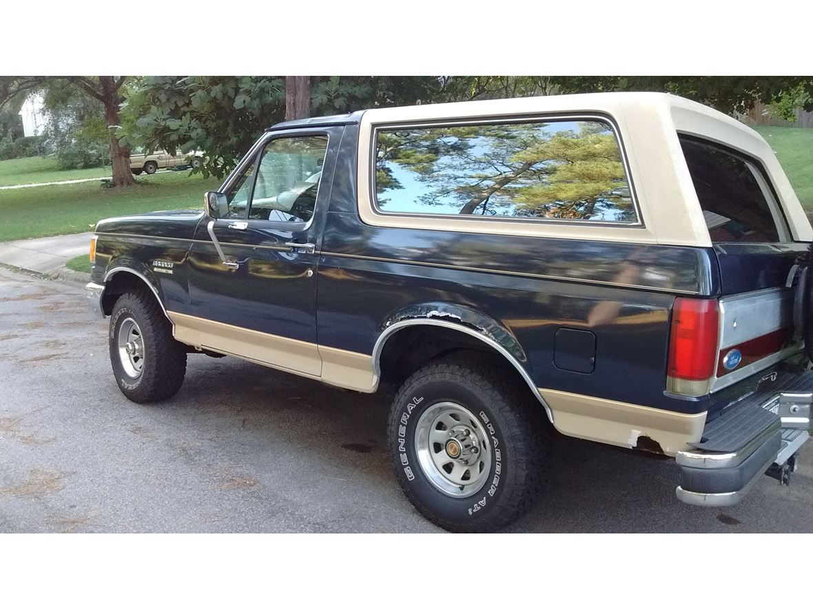 1989 Ford Bronco for sale by owner in Durham