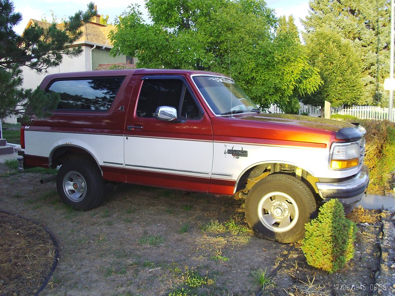 1994 Ford Bronco for sale by owner in MITCHELL