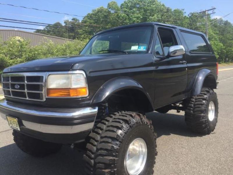 1995 Ford Bronco for sale by owner in Belvidere