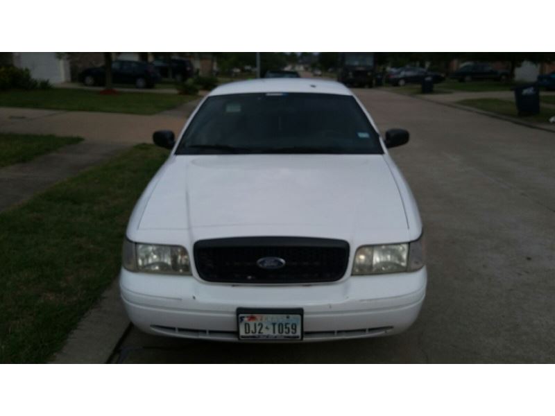 2006 Ford Crown Victoria for sale by owner in Katy