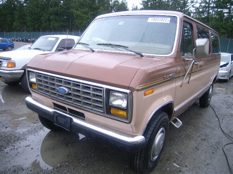 1987 Ford E-150 for sale by owner in BURLINGTON