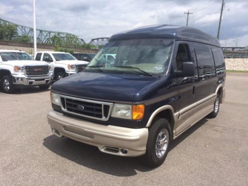 2004 Ford E-250 for sale by owner in Omar