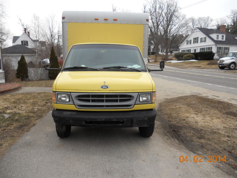 1998 Ford E-350 for sale by owner in PETERBOROUGH
