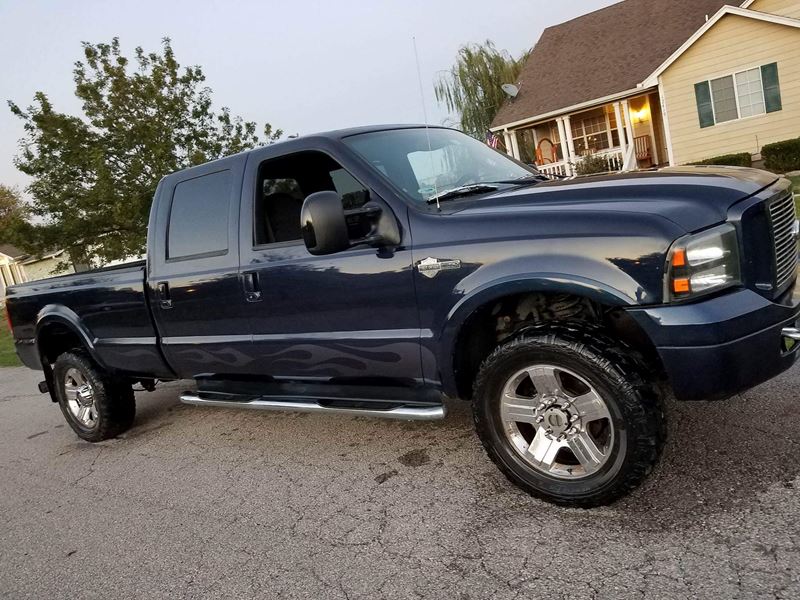 2005 Ford E-350 for sale by owner in Bixby