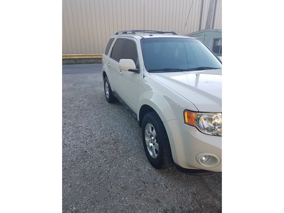 2012 Ford Escape for sale by owner in Owensboro