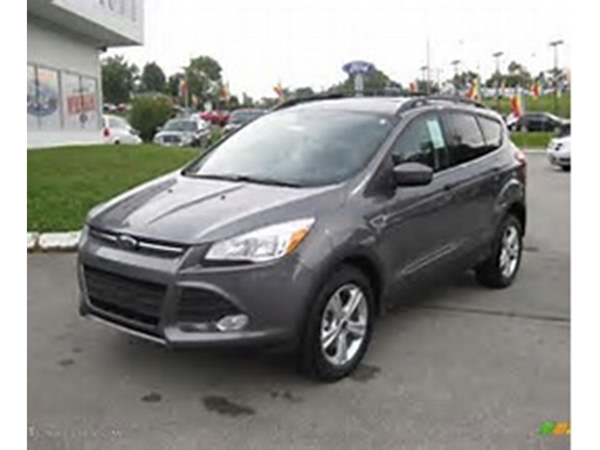 2013 Ford Escape for sale by owner in South Bend