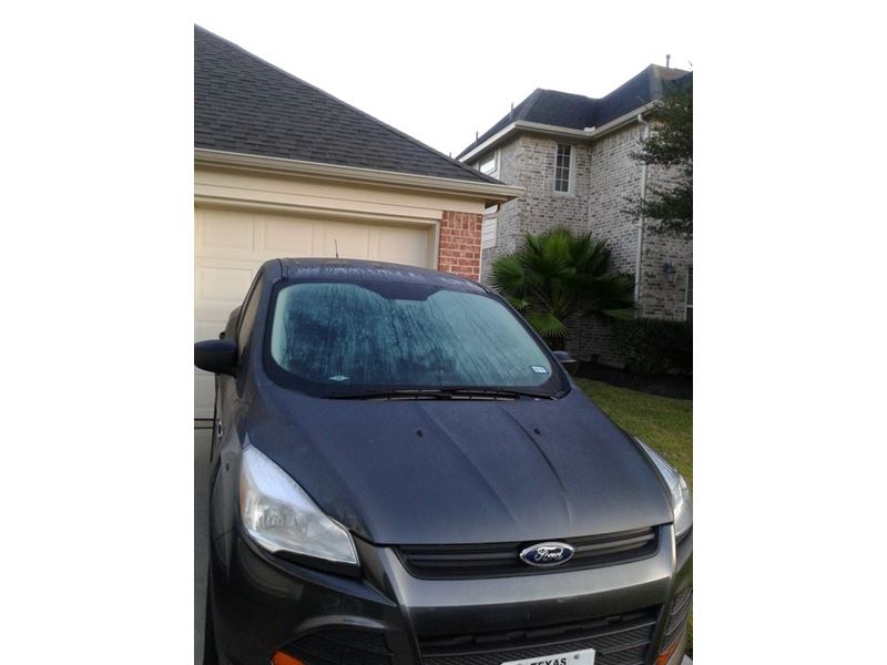 2016 Ford Escape for sale by owner in Fresno