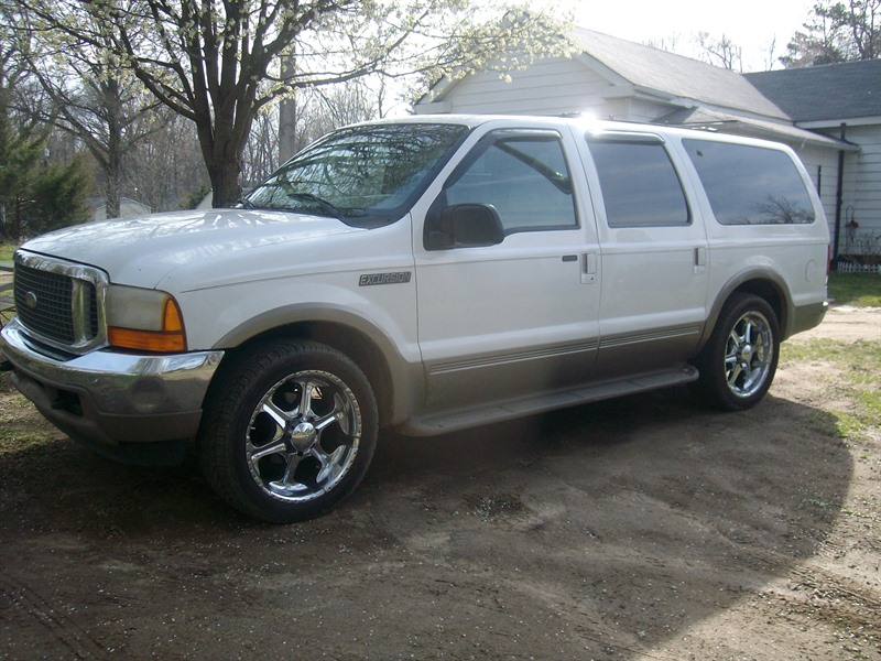2000 Ford Excursion for sale by owner in GREENSBORO