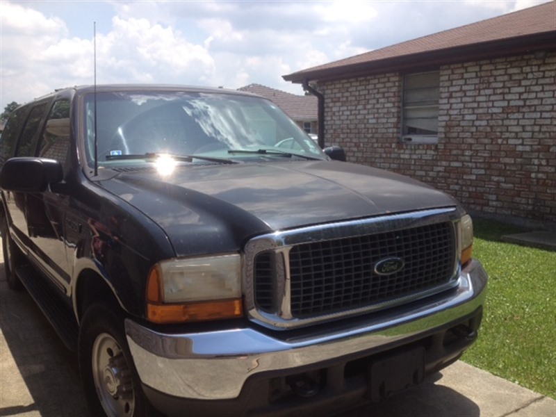 2000 Ford Excursion for sale by owner in KENNER
