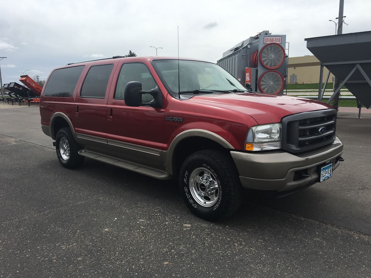 2003 Ford Excursion for sale by owner in Windom