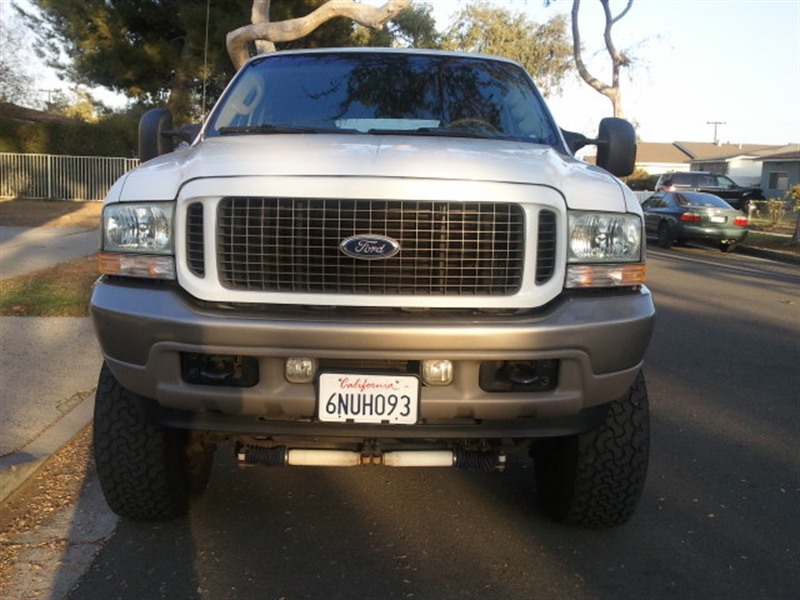 2004 Ford Excursion for sale by owner in FULLERTON