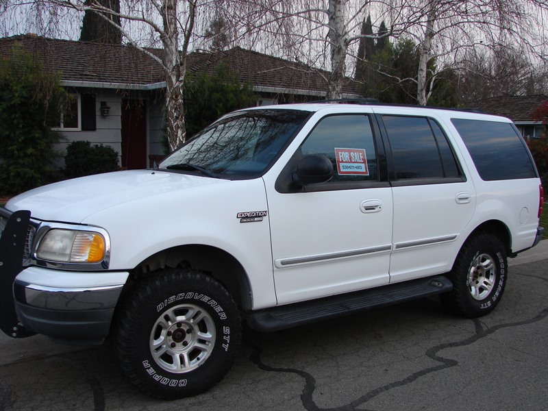 1999 Ford Expedition for sale by owner in YUBA CITY