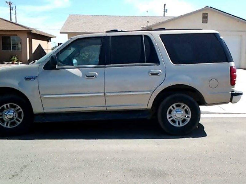1999 Ford Expedition for sale by owner in CALIPATRIA