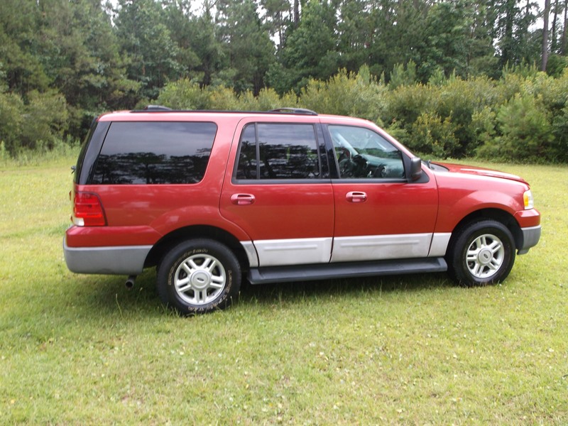 2003 Ford Expedition for sale by owner in LITTLE RIVER