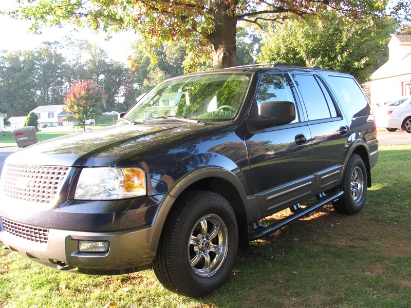 2004 Ford Expedition for sale by owner in ELIZABETHTOWN