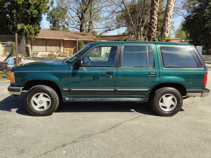 1994 Ford Explorer for sale by owner in Chatsworth