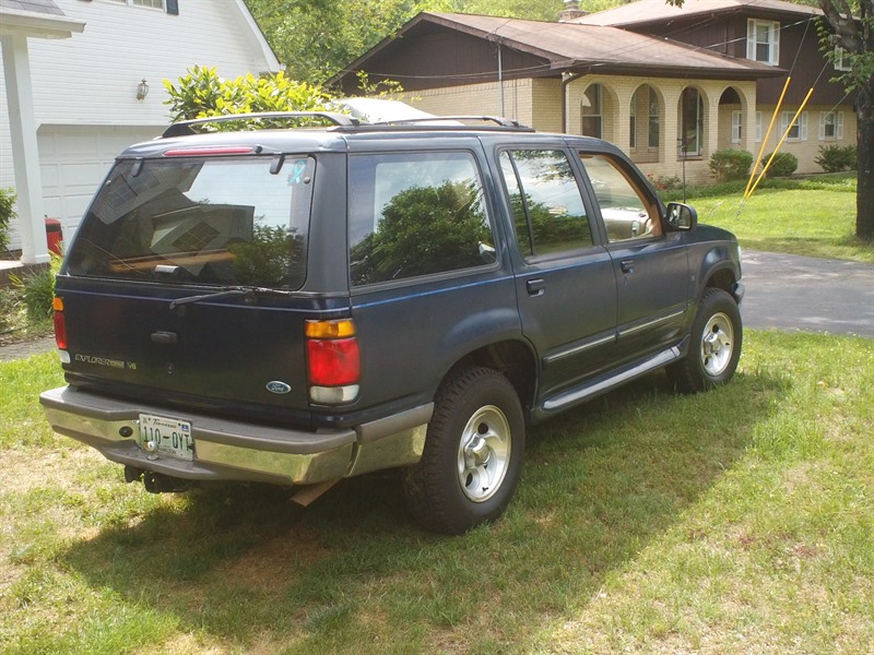1996 Ford Explorer for sale by owner in CHATTANOOGA