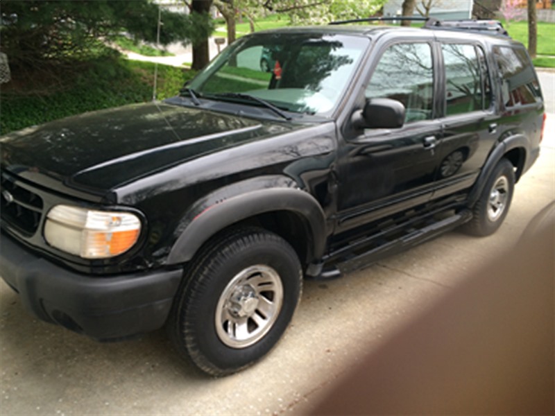 2000 Ford Explorer for sale by owner in BOWIE