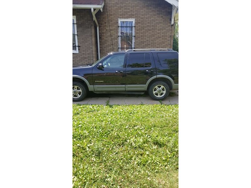 2002 Ford Explorer for sale by owner in Detroit