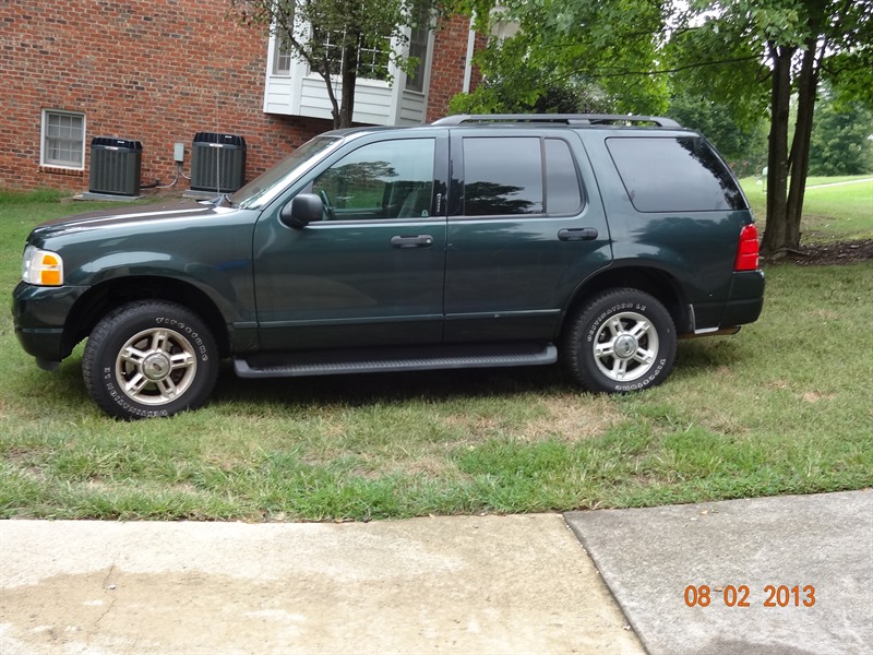 2004 Ford Explorer for sale by owner in CLEMMONS