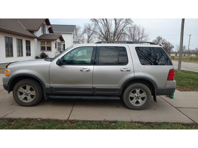 2004 Ford Explorer for sale by owner in Hooper