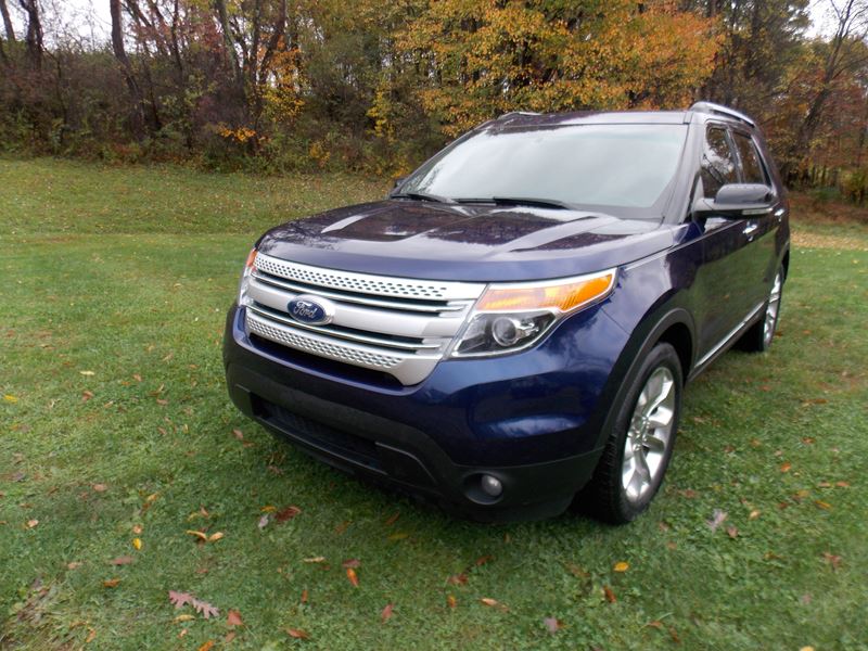 2011 Ford Explorer for sale by owner in Tarentum