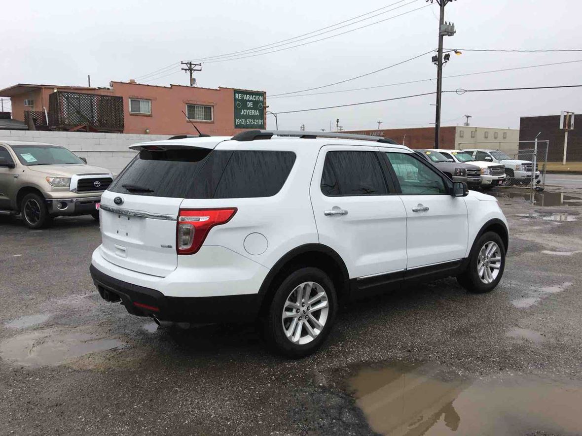 2015 Ford Explorer for sale by owner in Kansas City