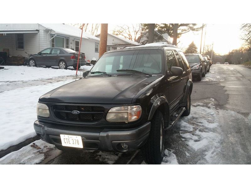 1999 Ford Explorer Sport for sale by owner in DECORAH