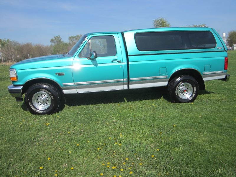 1992 Ford F-150 for sale by owner in Cedar Rapids