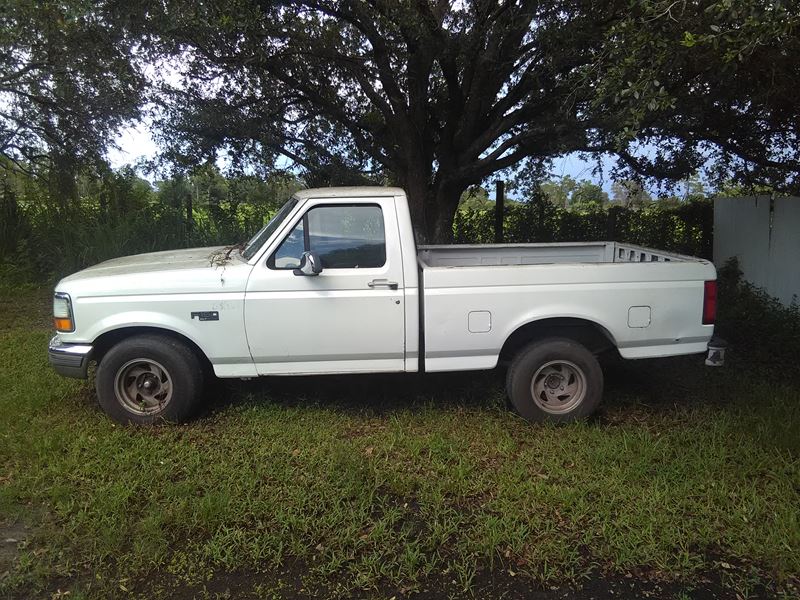 1996 Ford F-150 for sale by owner in Naples