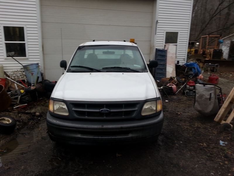 1998 Ford F-150 for sale by owner in PAINESVILLE