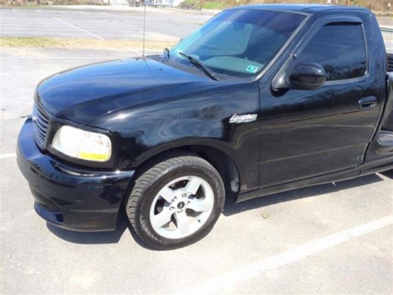 2001 Ford F-150 for sale by owner in NELSON