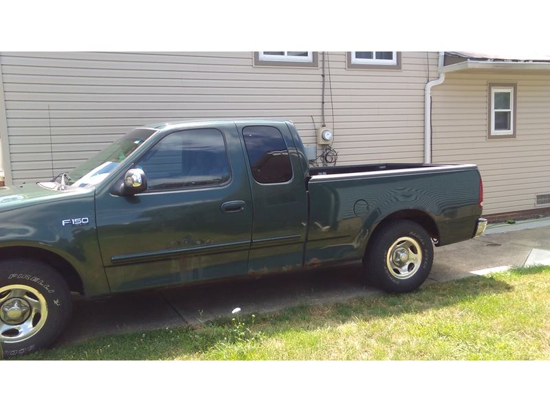 2002 Ford F-150 for sale by owner in Wickliffe