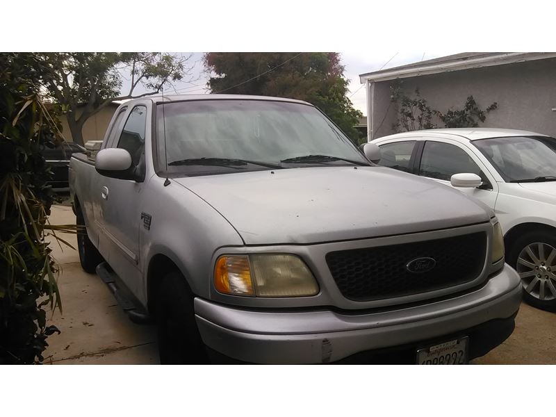 2000 Ford F-150 LX sport for sale by owner in San Diego