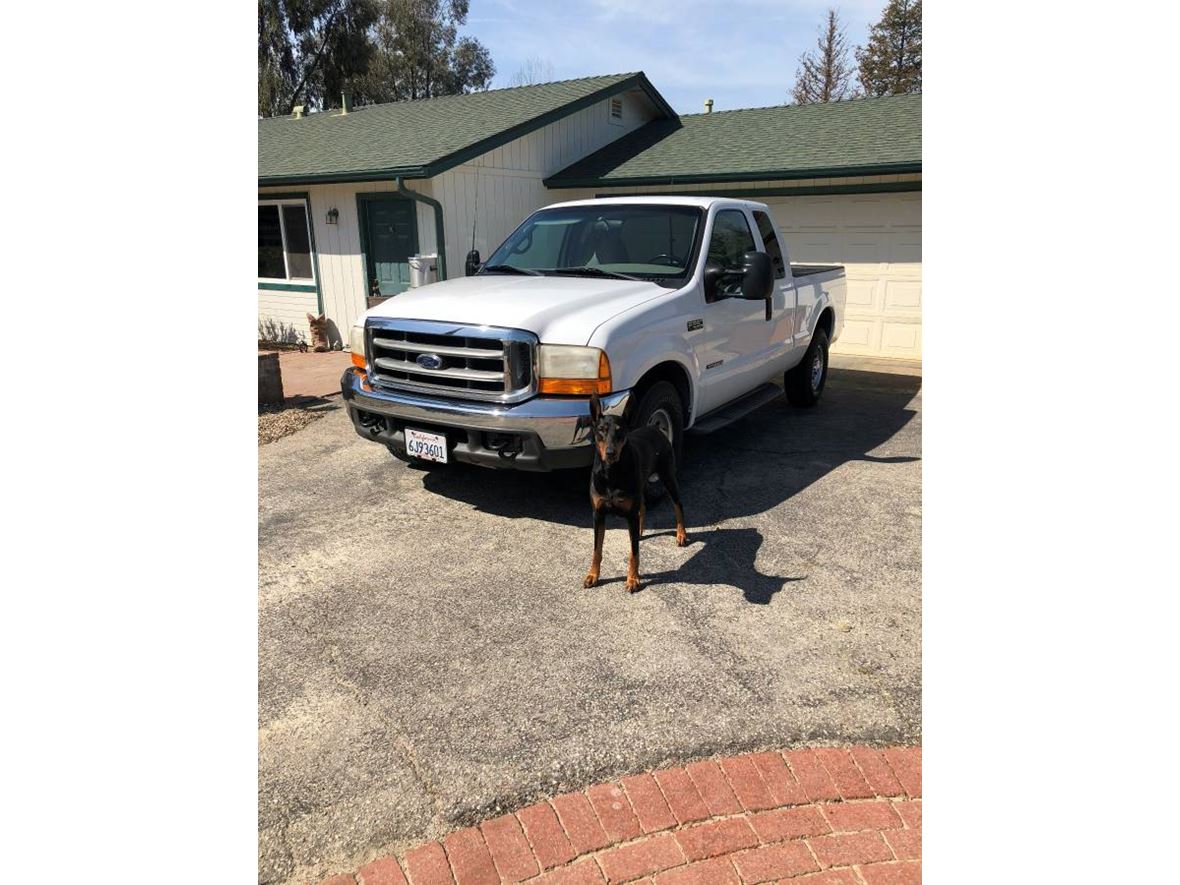 2000 Ford F-250 Super Duty for sale by owner in Paso Robles