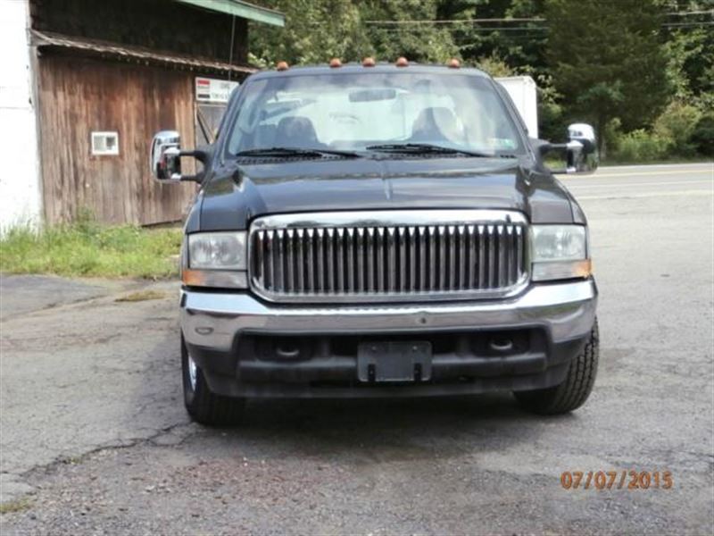 2004 Ford F-350 for sale by owner in LOST CREEK
