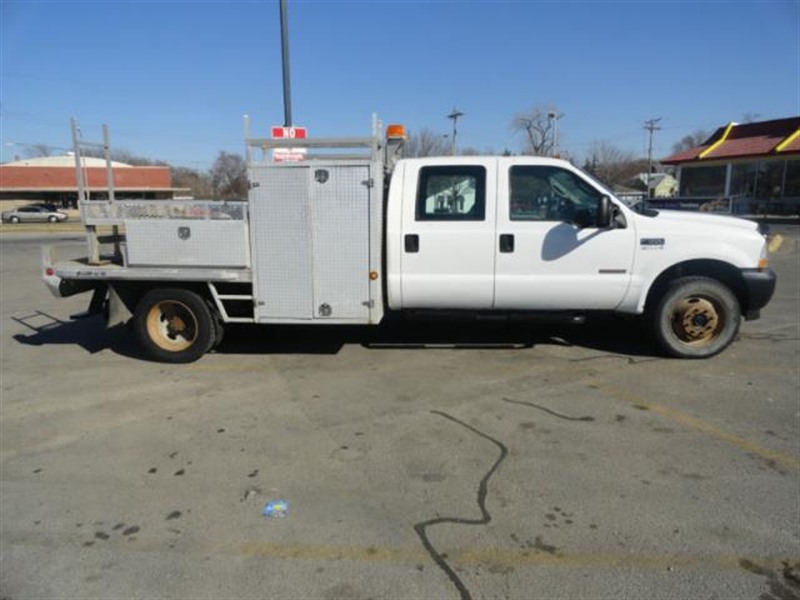 2003 Ford F-550 Chassis for sale by owner in SAINT LOUIS