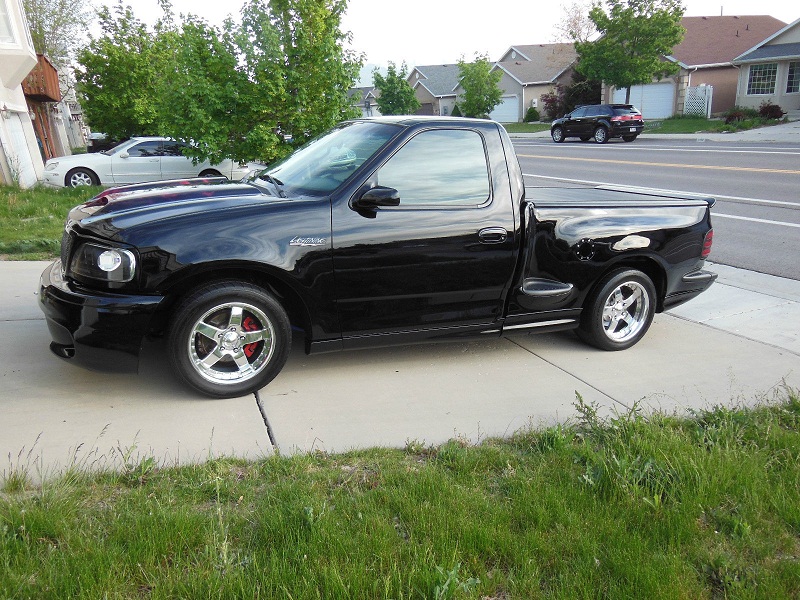 2001 Ford F150 Lightning for sale by owner in PROVO