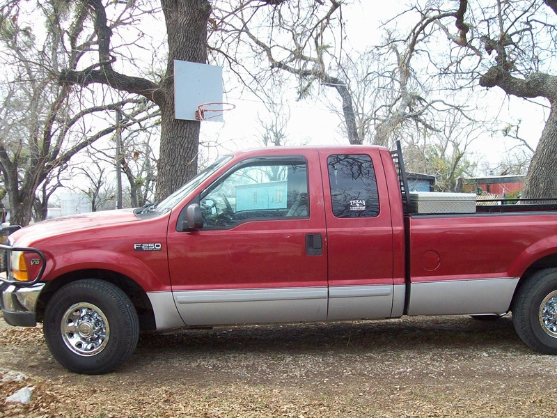 2001 Ford F250 Super Duty for sale by owner in FREDERICKSBURG
