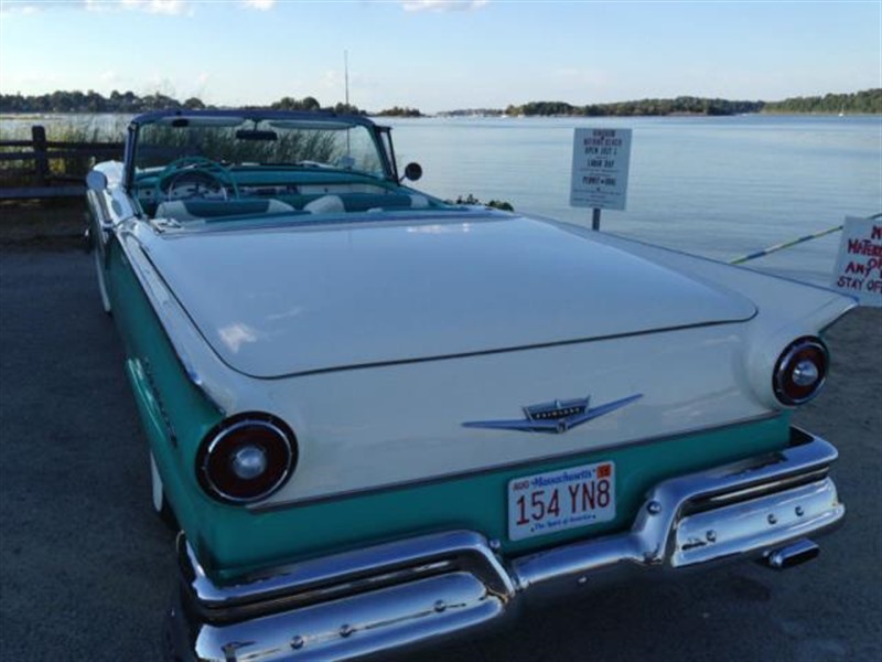 1957 Ford Fairlane for sale by owner in SALEM