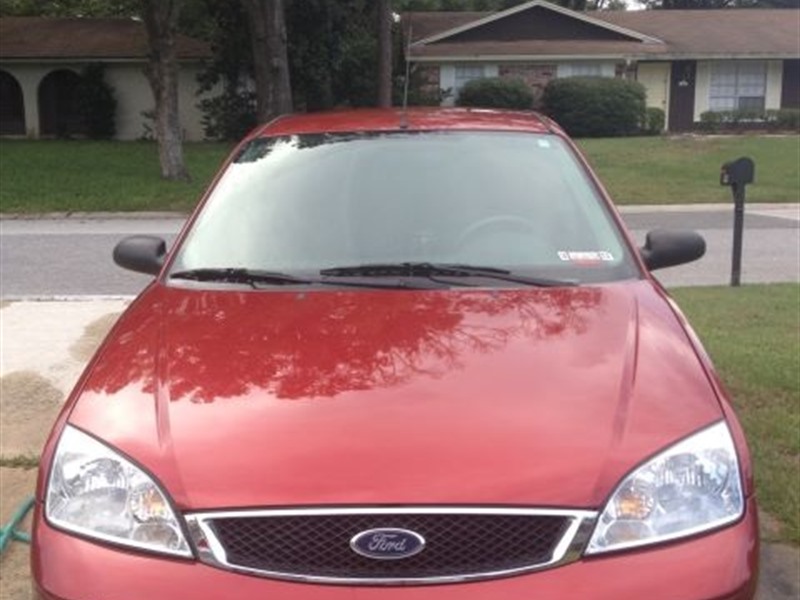 2005 Ford Focus for sale by owner in ORANGE PARK