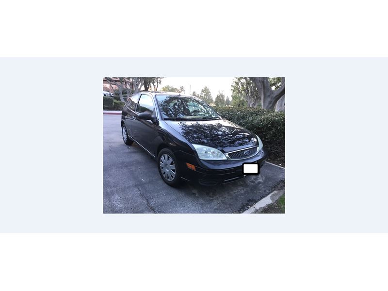 2005 Ford Focus for sale by owner in Lake Forest