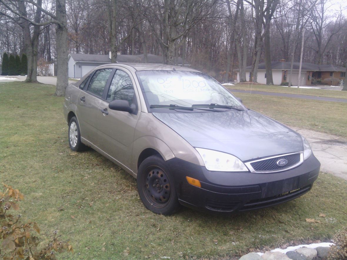 2005 Ford focus for sale by owner in Birch Run