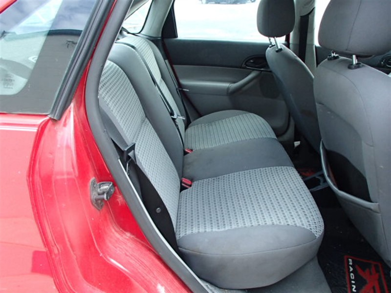 2006 Ford Focus for sale by owner in MANCHESTER