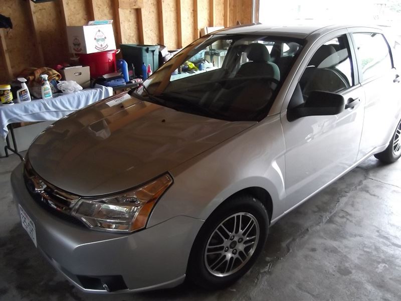 2011 Ford Focus for sale by owner in Superior